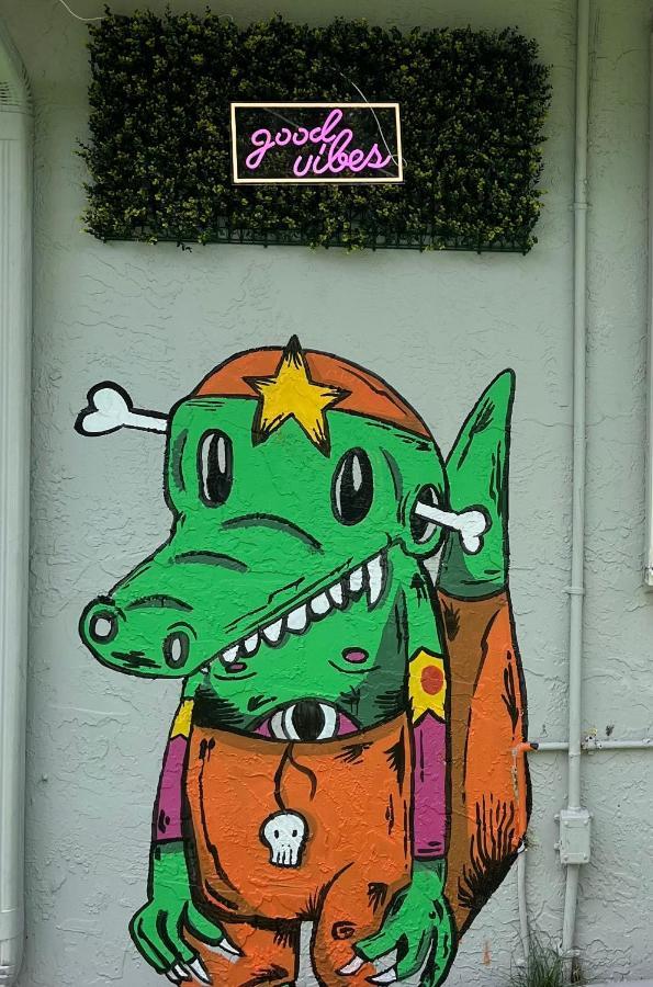 بيت شباب Art Graffiti ميامي المظهر الخارجي الصورة